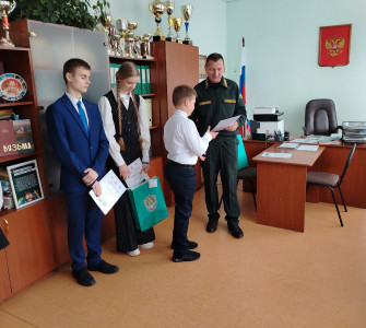vruchenie-diplomov-v-f-3